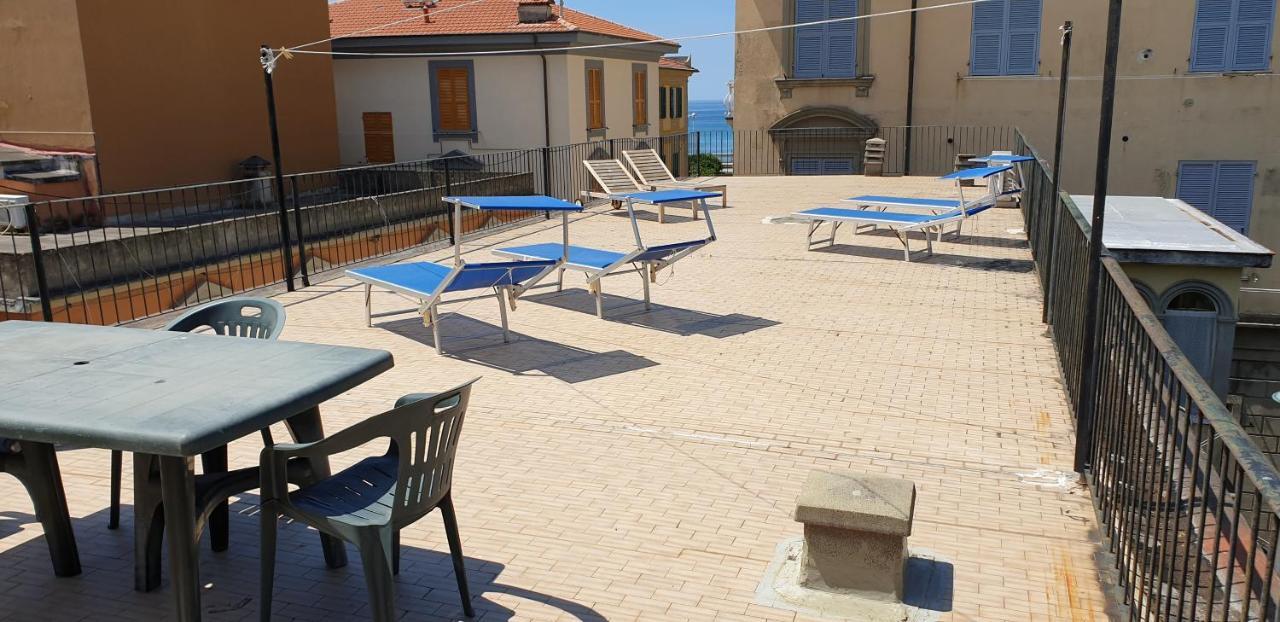 Beach Paradise Appartement Levanto Buitenkant foto